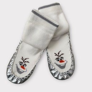 NWOT Hanna Andersson Disney Olaf Slippers | Kids Size 10-12